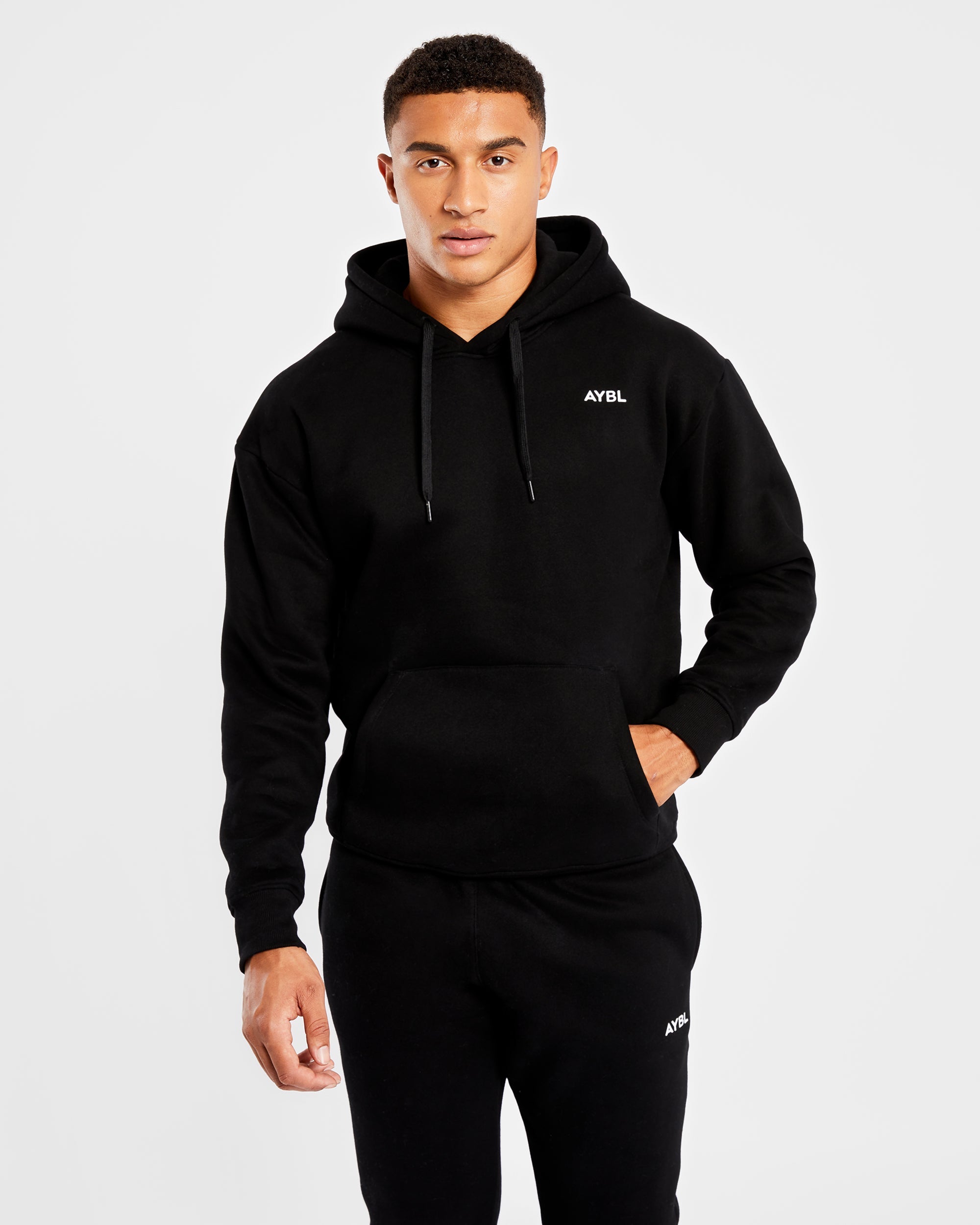 Essential Hoodie - Schwarz