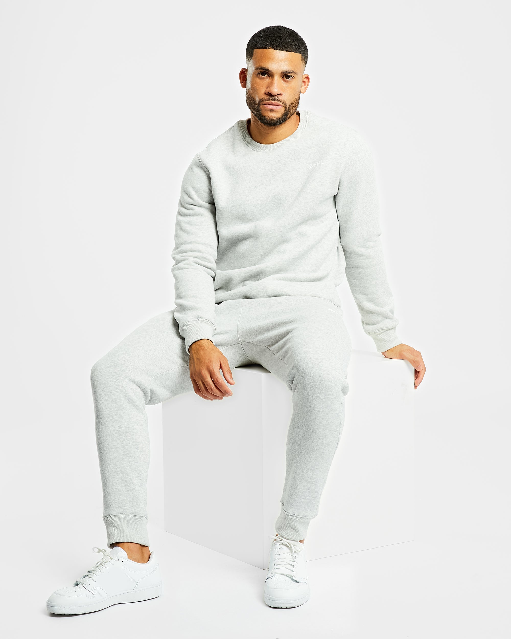Essential Sweater - Grau Marl
