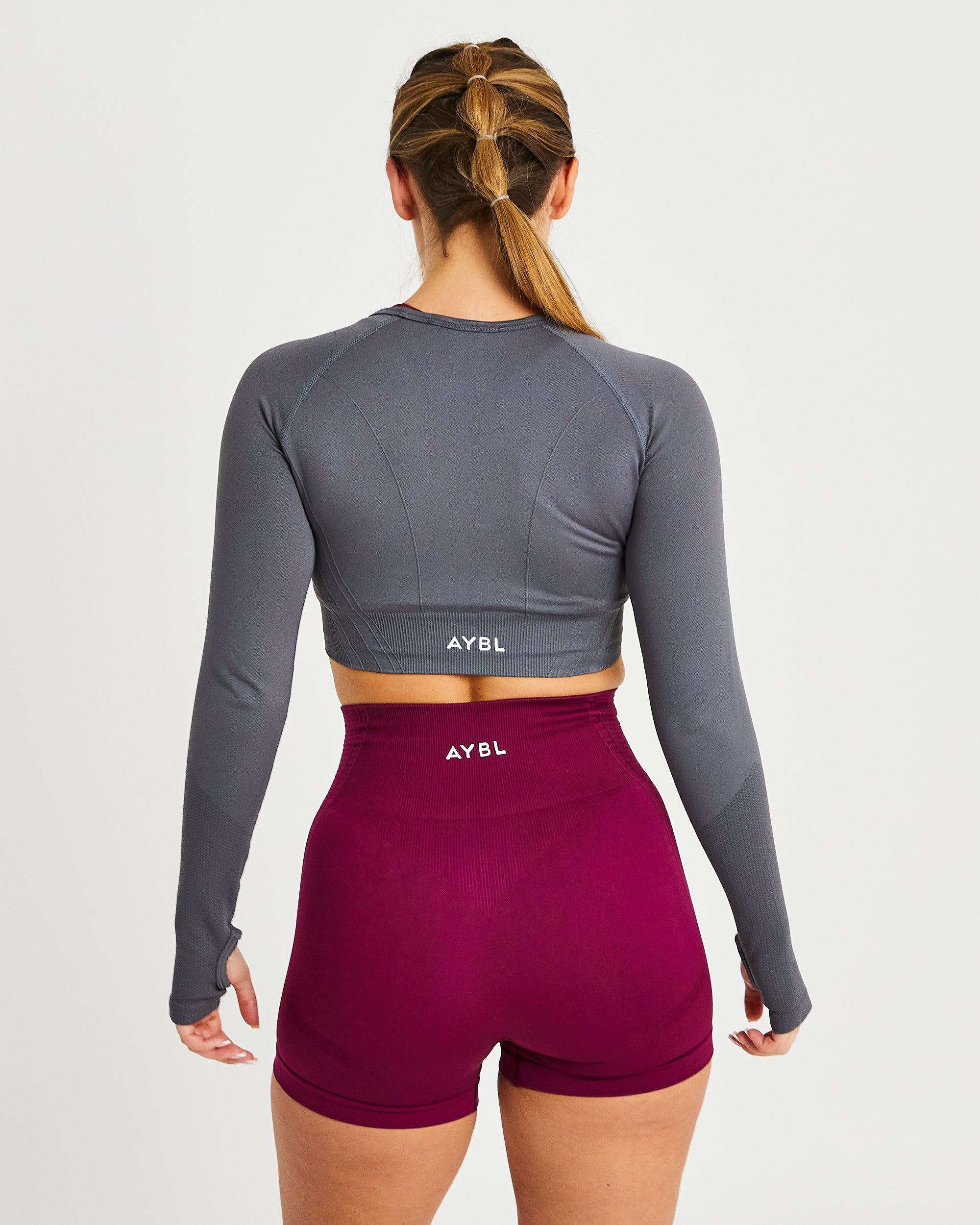 Balance V2 Seamless Long Sleeve Crop Top - Castlerock Grau