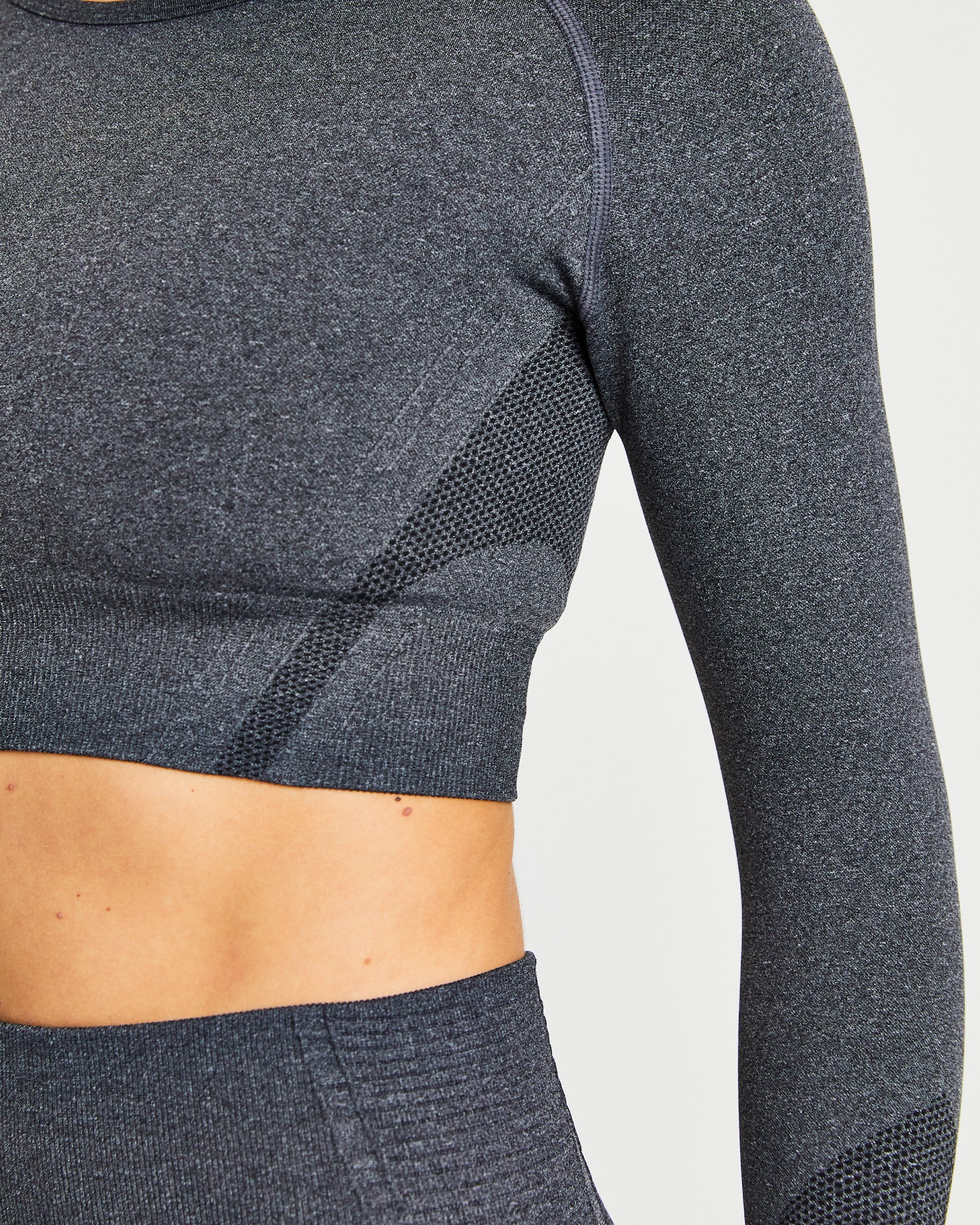 Balance V2 Seamless Long Sleeve Crop Top - Speckle Schwarz