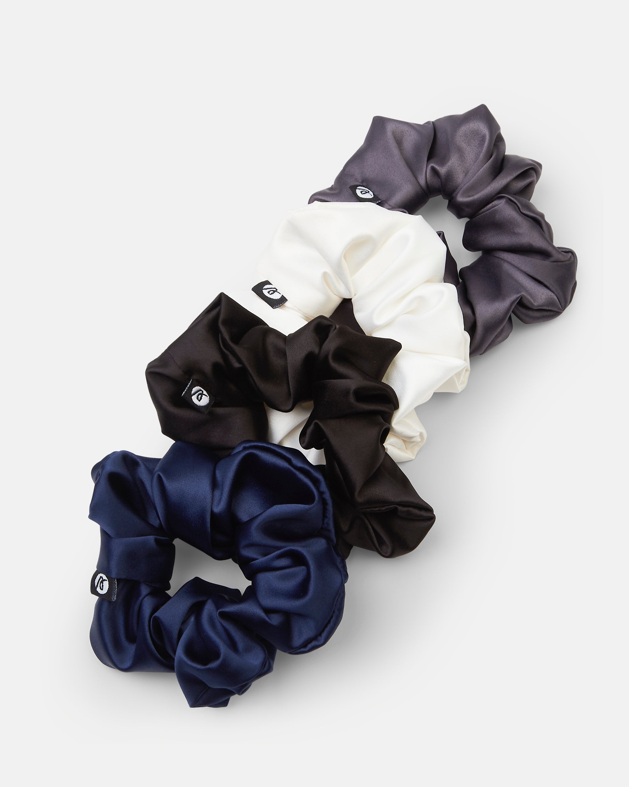 Scrunchie 4 Pack - Weiß/Schwarz/Charcoal/Navy