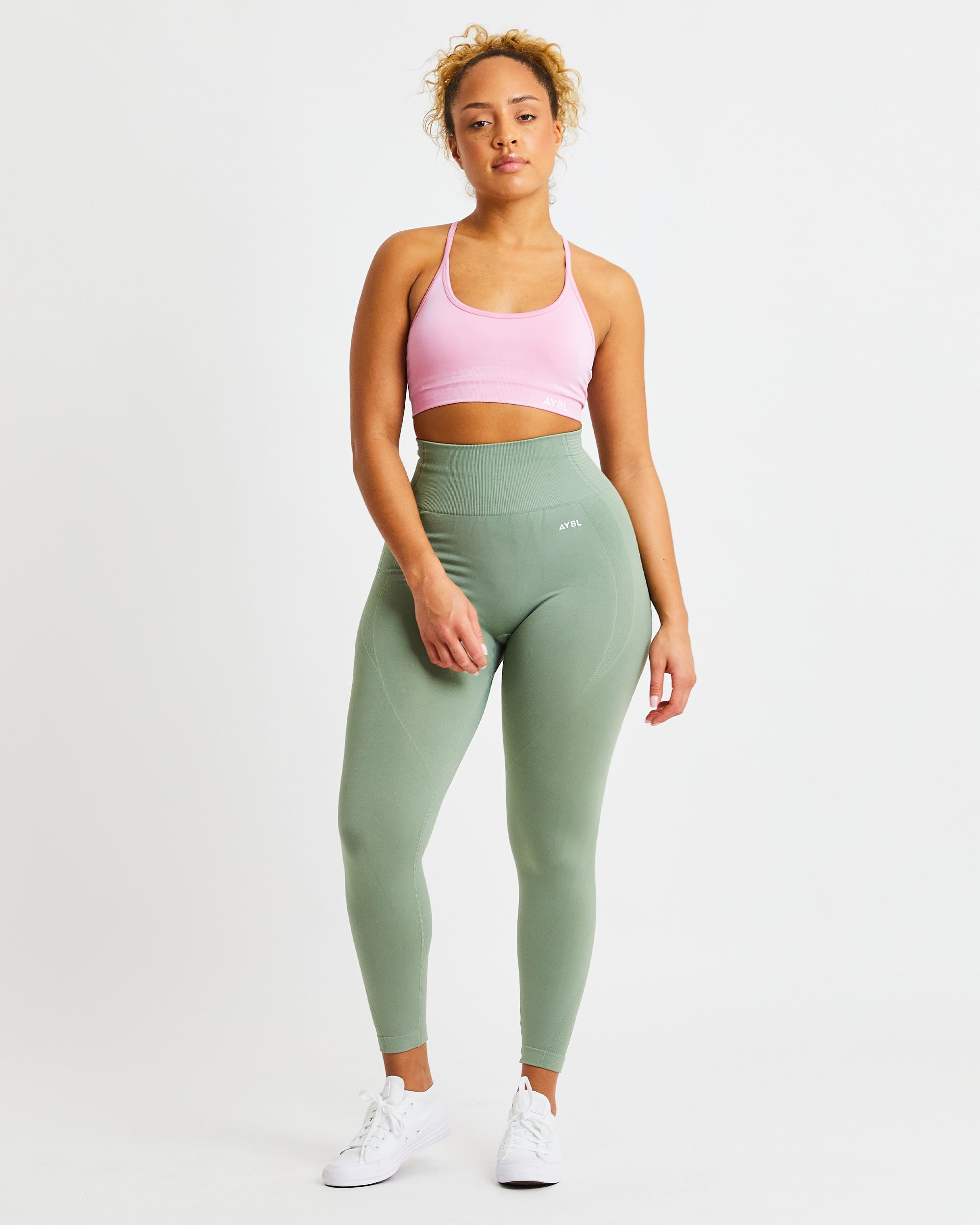 Essential Seamless V Neck Sports Bra - Baby Rosa