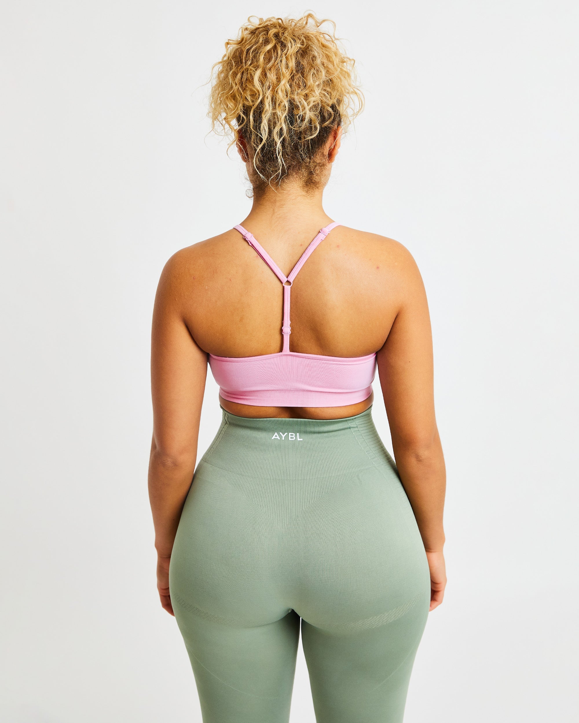 Essential Seamless V Neck Sports Bra - Baby Rosa