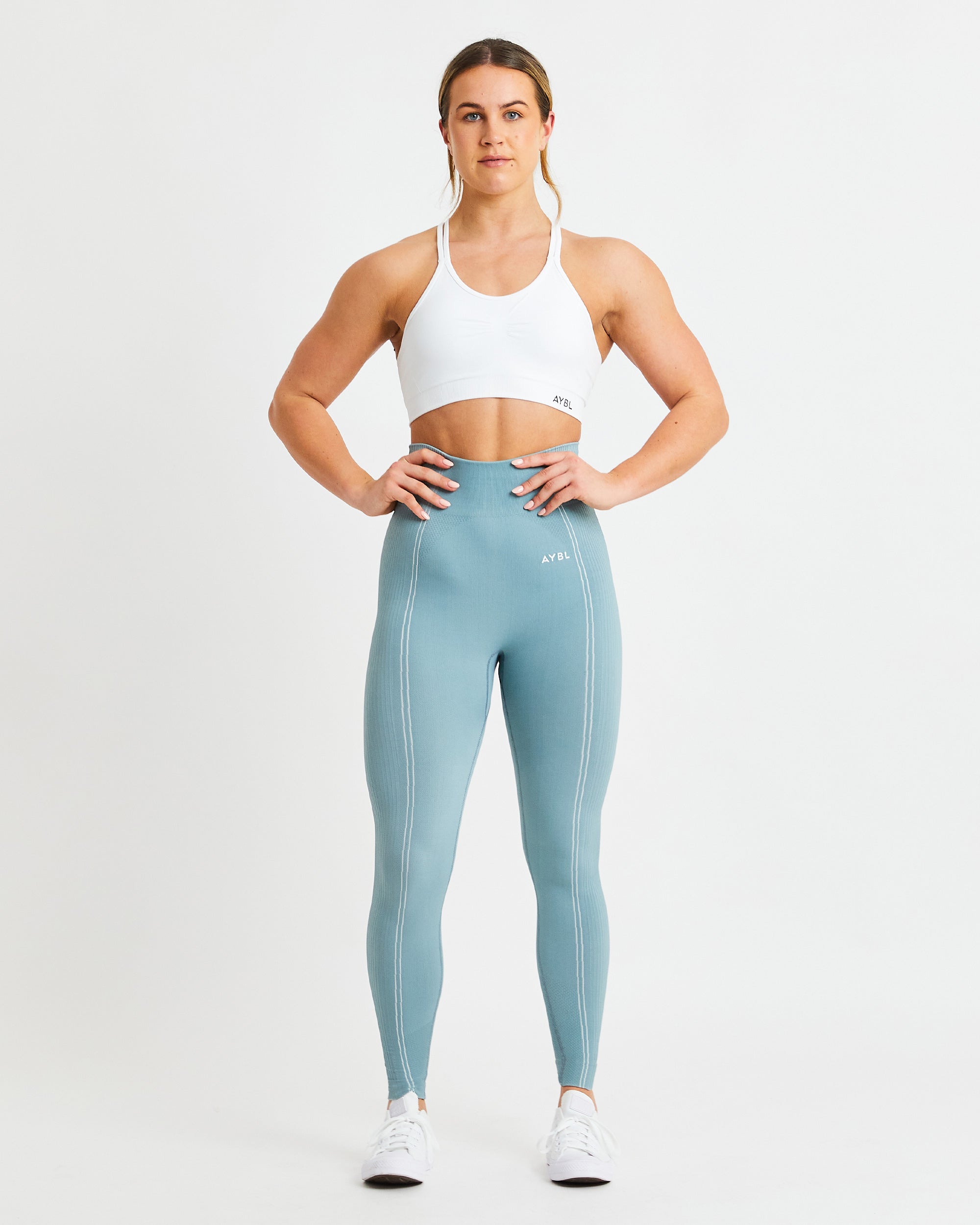 Essential Seamless Ruched Sports Bra - Weiß