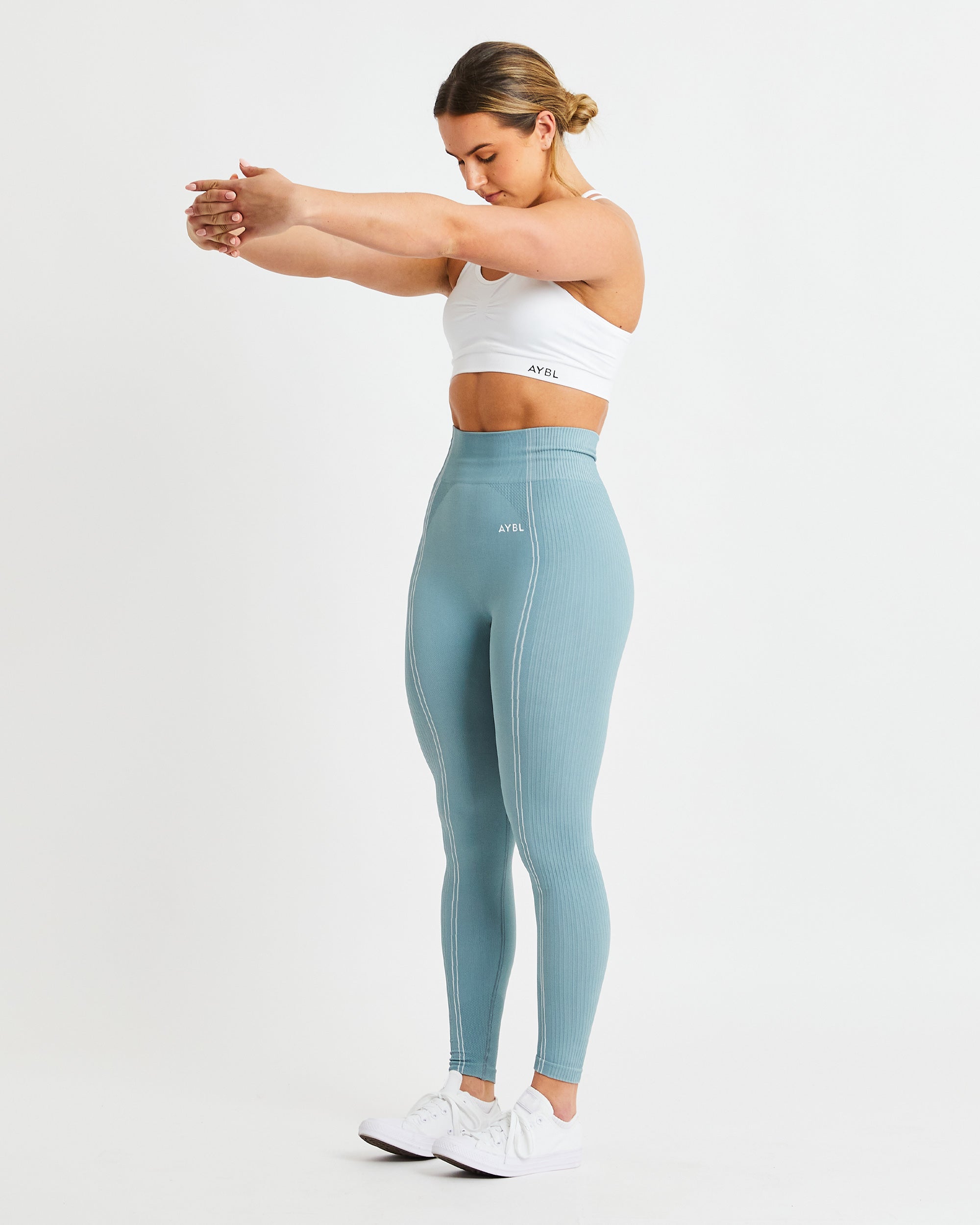 Essential Seamless Ruched Sports Bra - Weiß