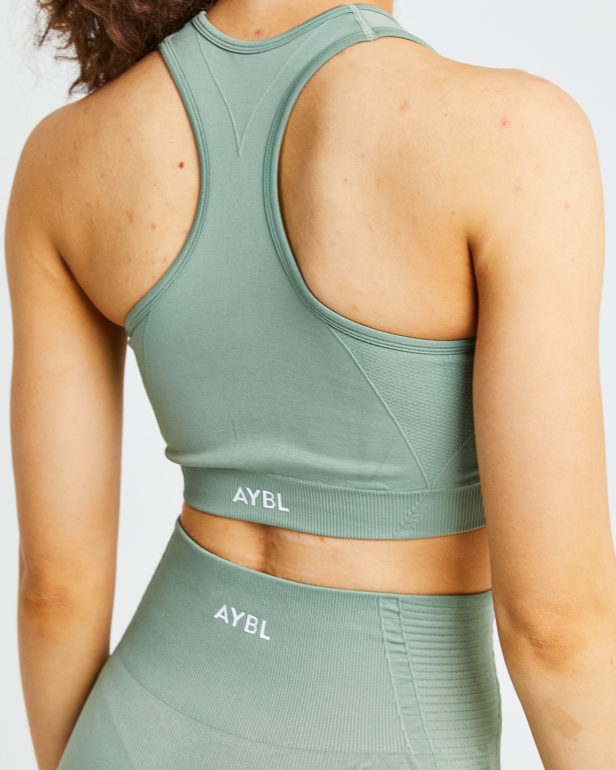 Balance V2 Seamless Sports Bra - Olive Grün