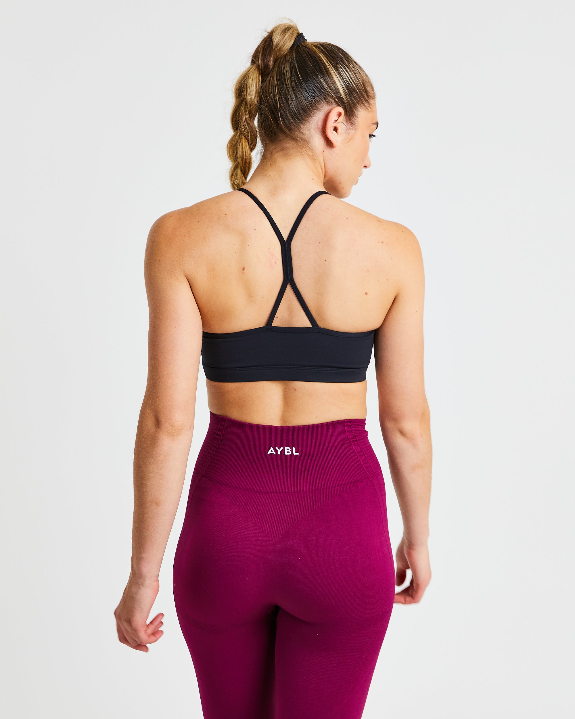 Essential Ruched Sports Bra - Schwarz