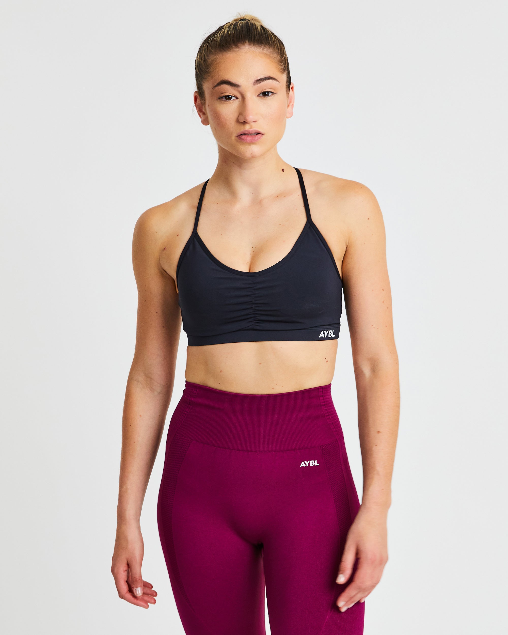 Essential Ruched Sports Bra - Schwarz