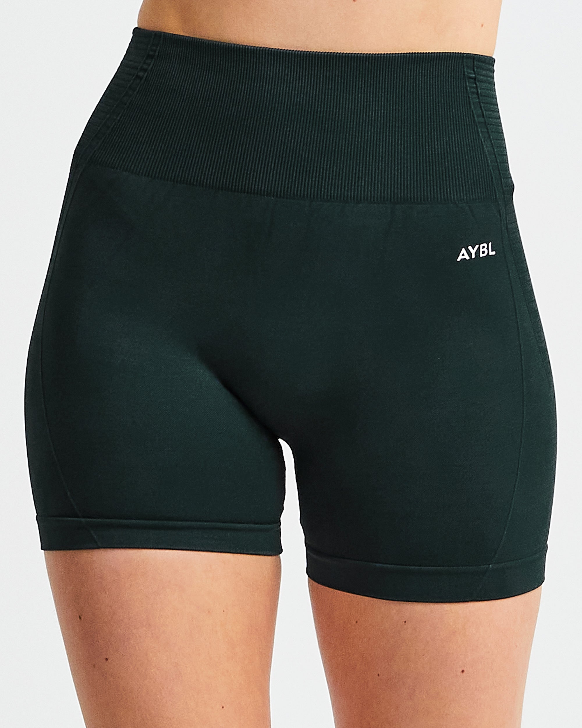 Balance V2 Seamless Shorts - Forest Grün