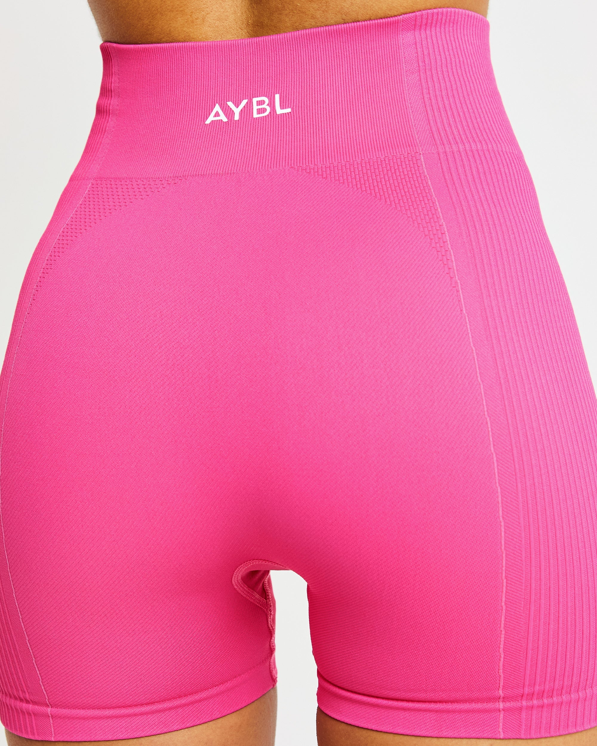 Reflex Seamless Shorts - Fuchsia Rosa