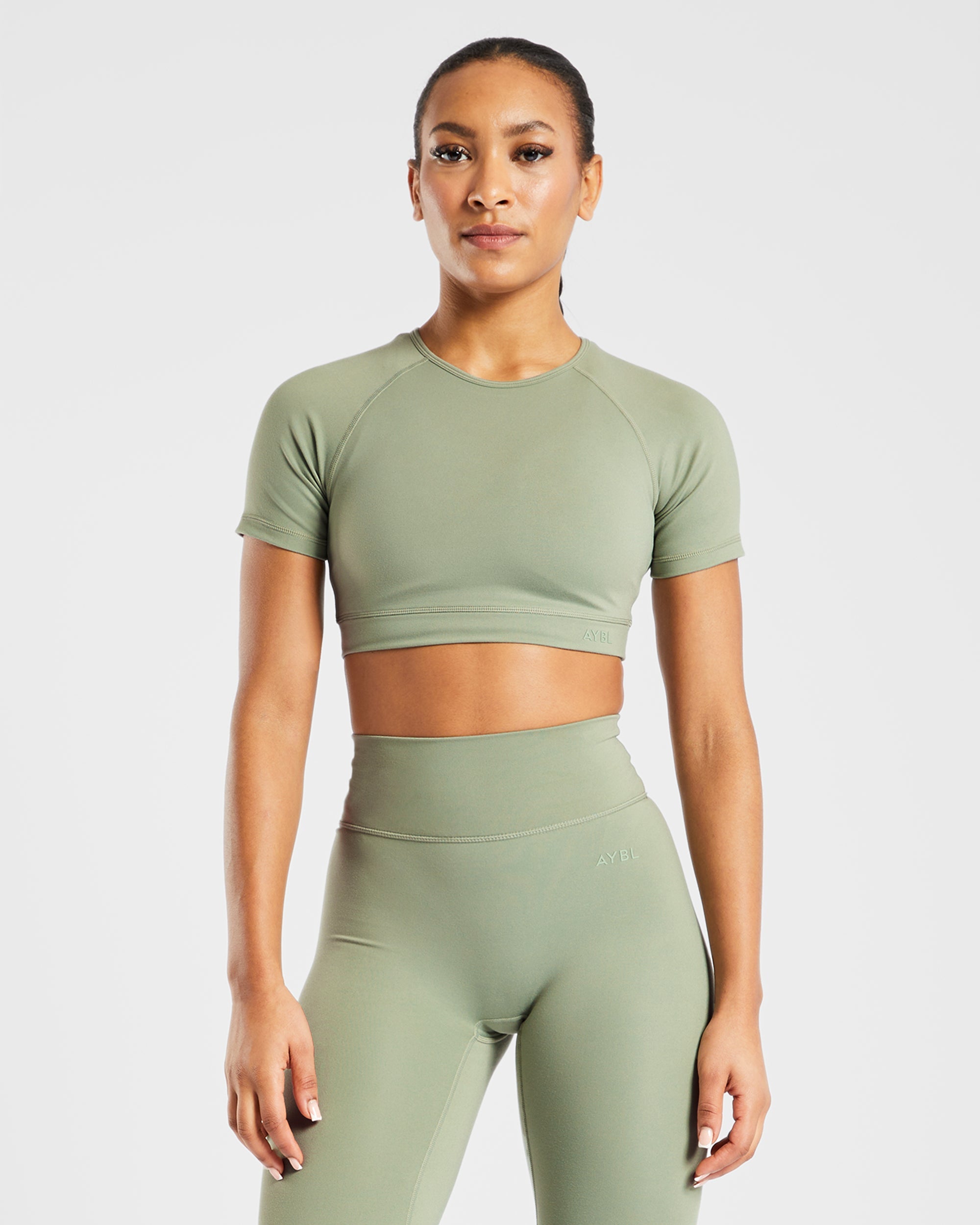 Staple Crop Top - Olive Grün