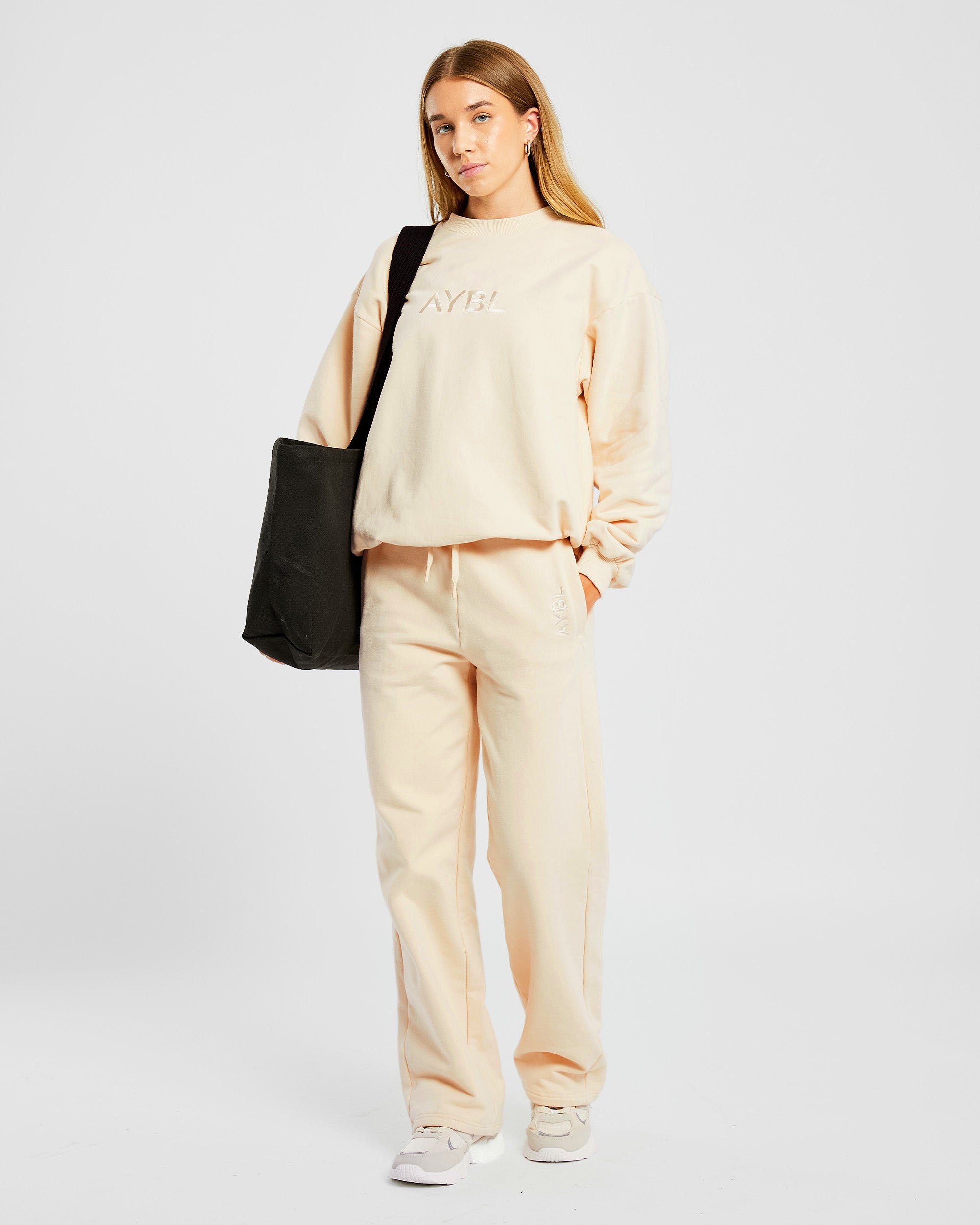 Everyday Relaxed Sweater - Cream