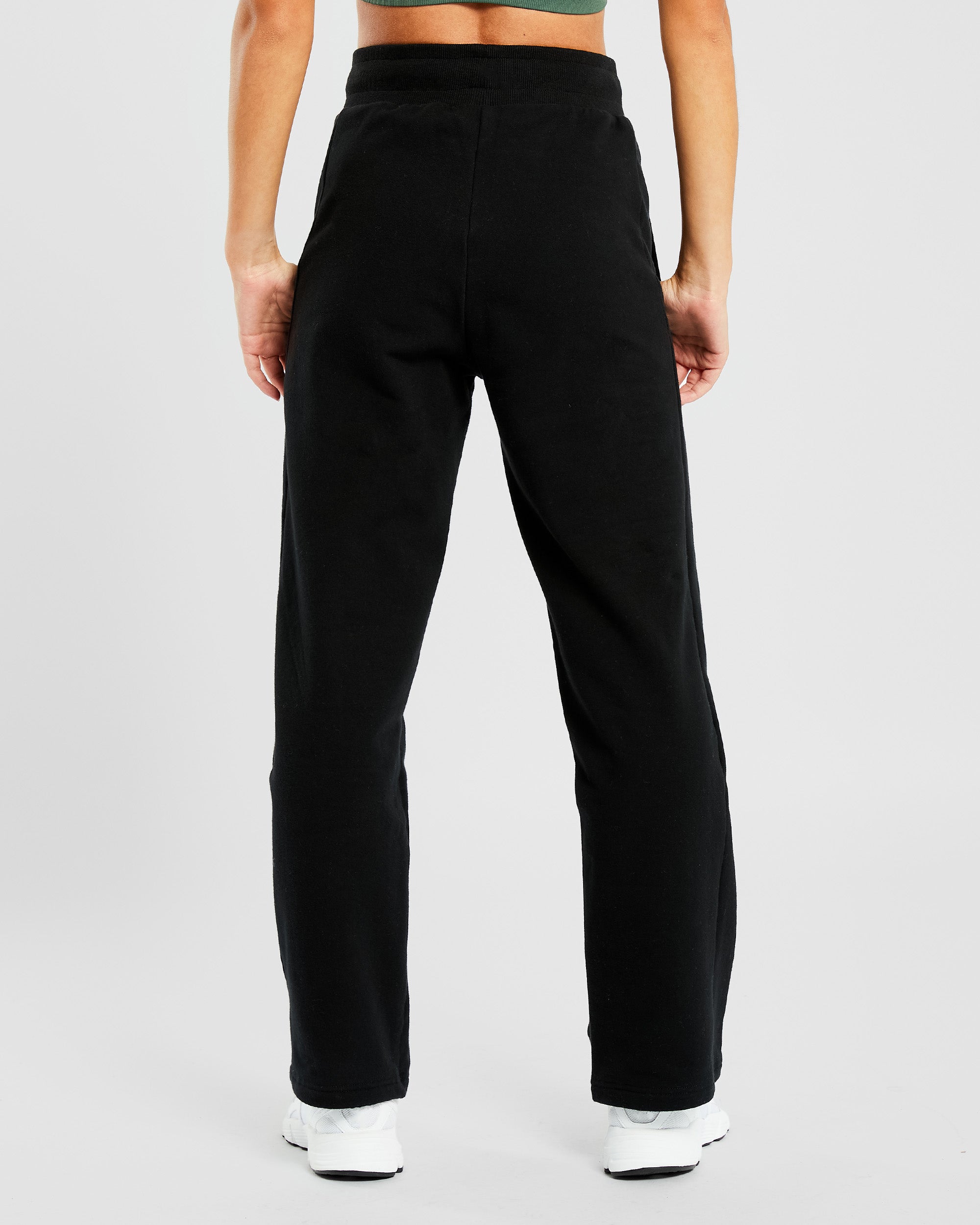 Everyday Relaxed Straight Leg Joggers - Schwarz