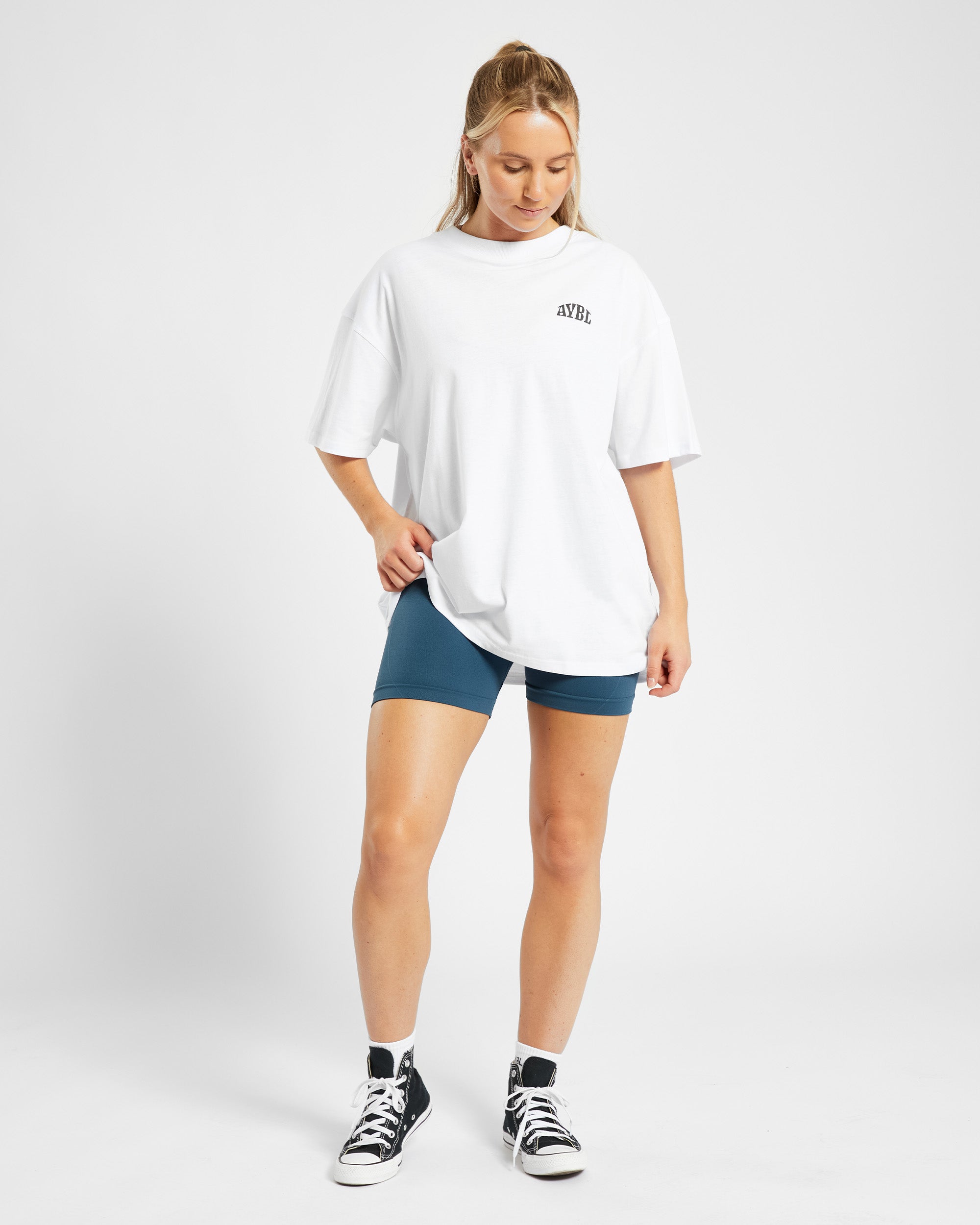 Mind Over Matter Oversized T Shirt - Weiß