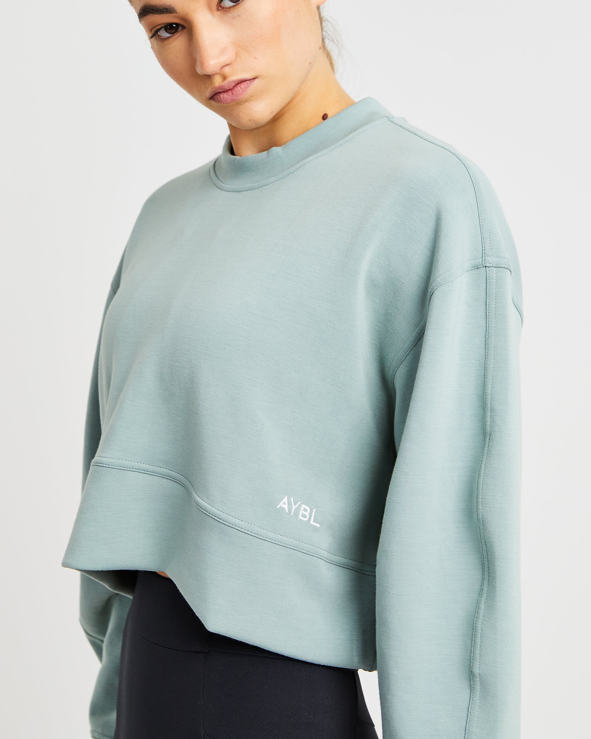 Oversized Crop Jumper - Sage Grün