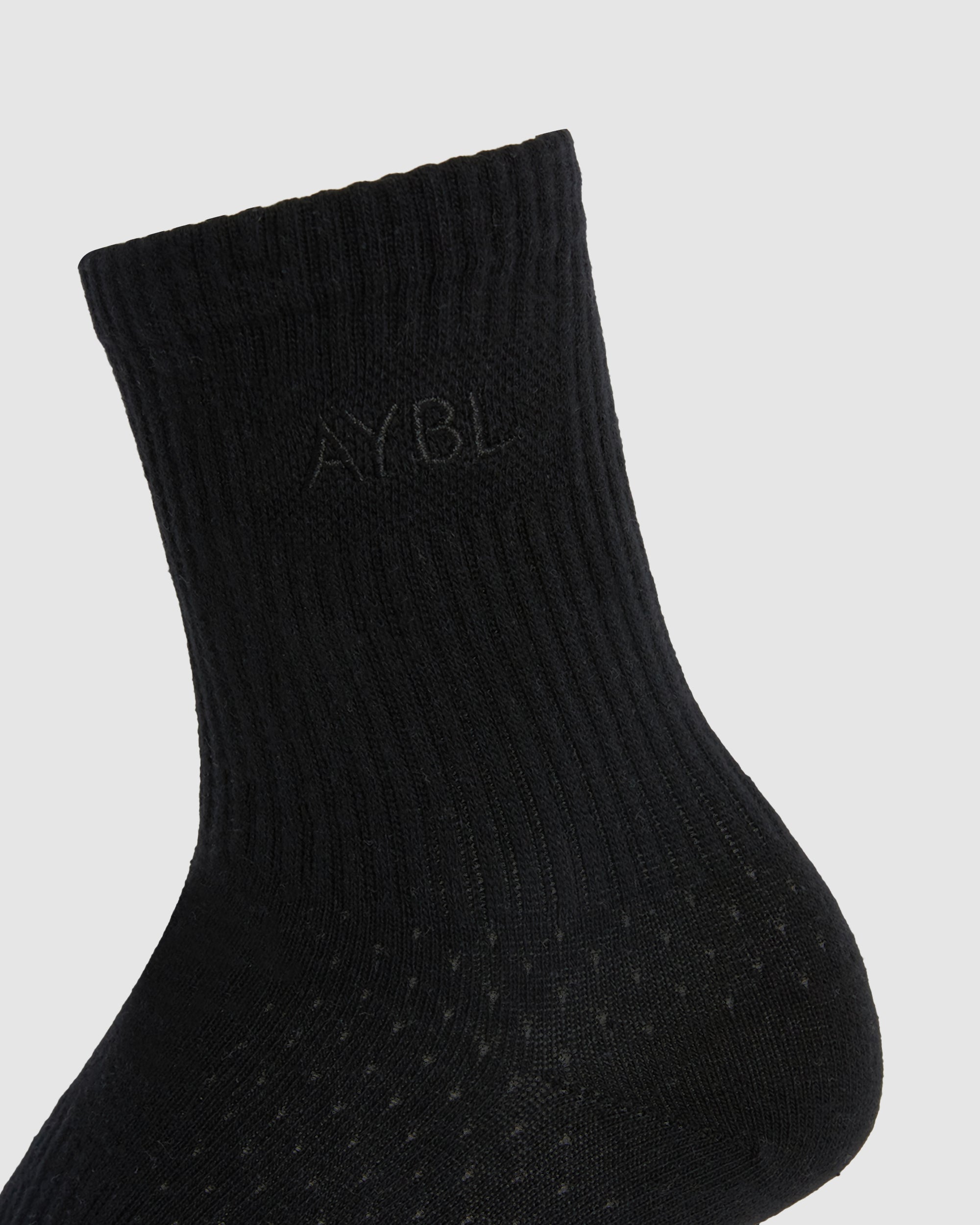 Tonal Embroidered Crew Socks - Schwarz