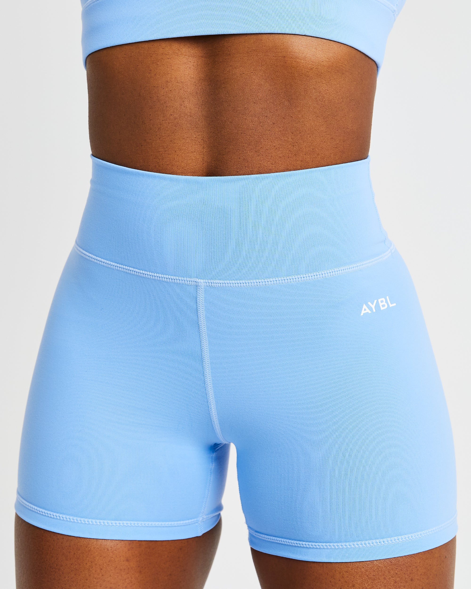 Core Shorts - Placid Blau