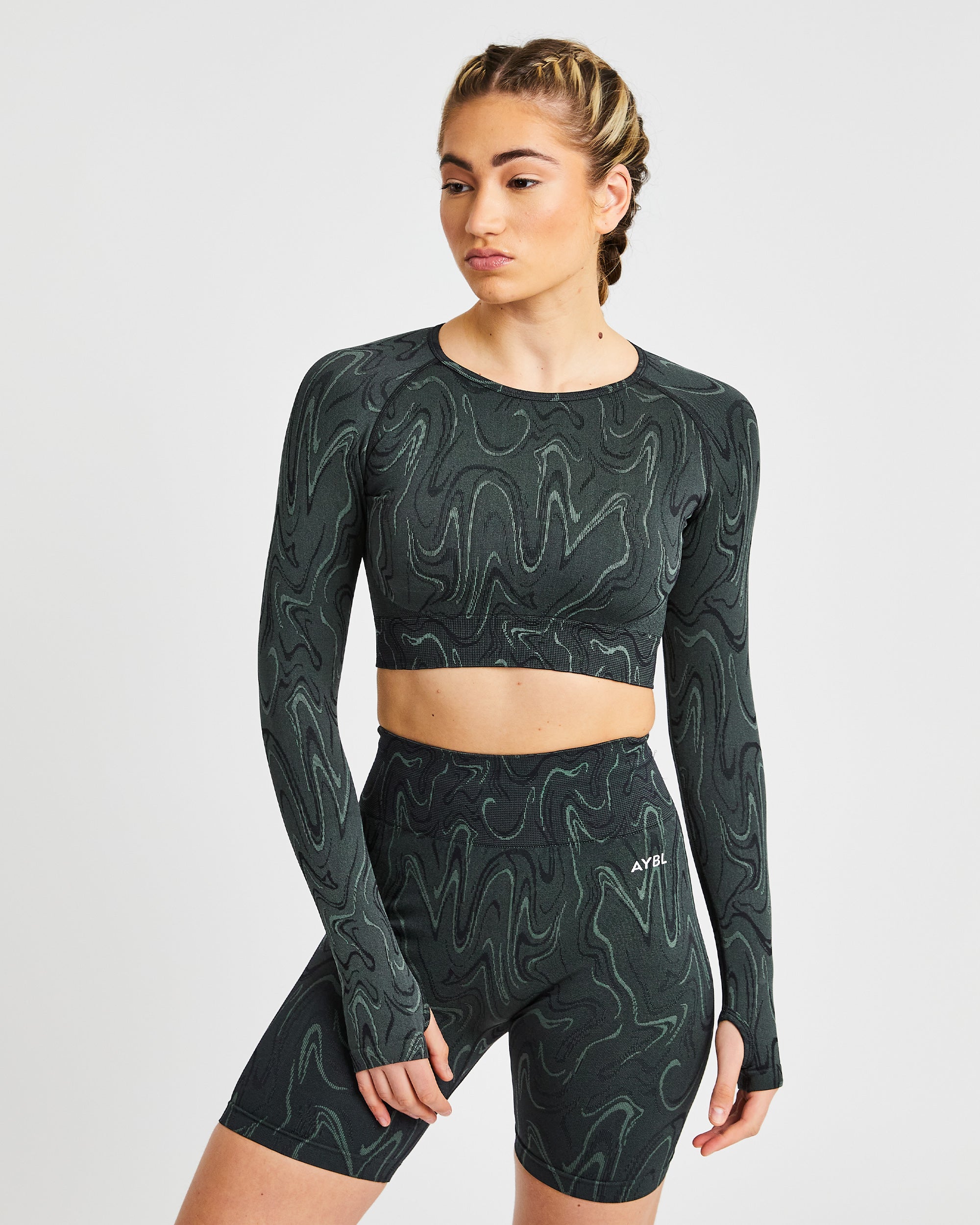 Velocity Seamless Long Sleeve Crop Top - Schwarz