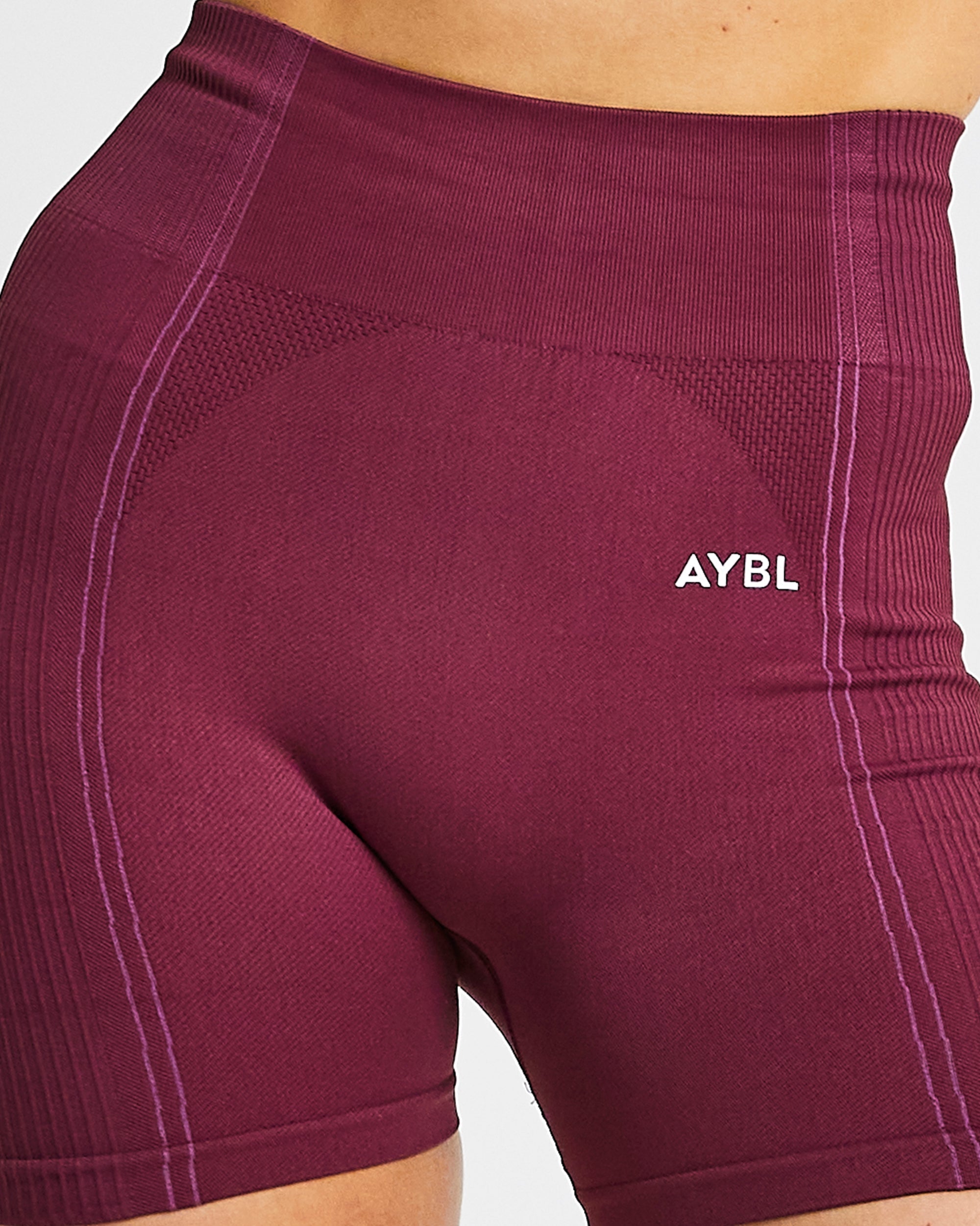 Reflex Seamless Shorts - Plum